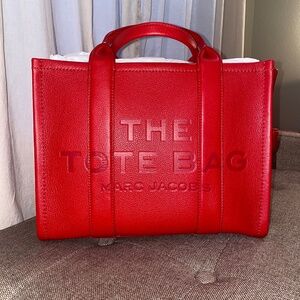 MARC JACOBS The Tote Bag - Medium- Leather